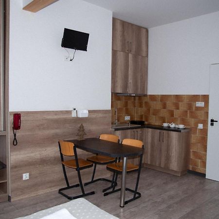 Noclegi "Poza Szlakiem" Walbrzych Luaran gambar